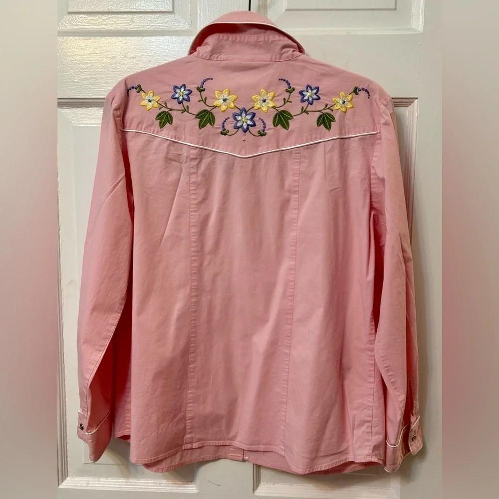 Susan Graver Women’s Western Shirt Sz L | Pink w Floral Embroidery Snaps